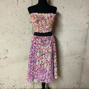 Leith textured skirt with matching bandeau.